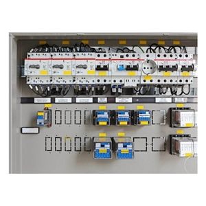 Low - Voltage switchgear and control gear: Circuit - Breakers